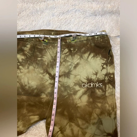 Amademiks tie dye joggers sweatpants drawstrings zip hem pockets khaki size XL - Picture 9 of 11